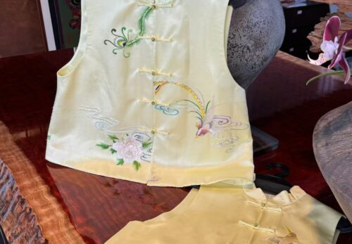 The Origin of Qing-Dynasty Ink Embroidery Fabric & Its Modern Fashion Revival