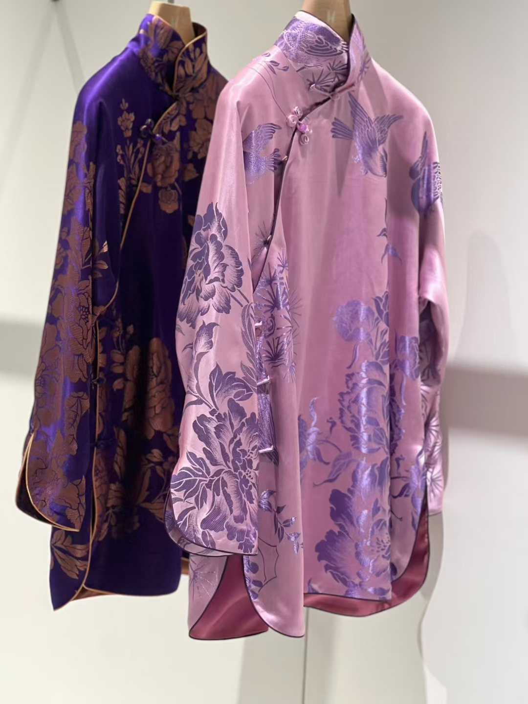 Vintage Satin of the 1990s: Origins, Modern Uses & Trend Revival