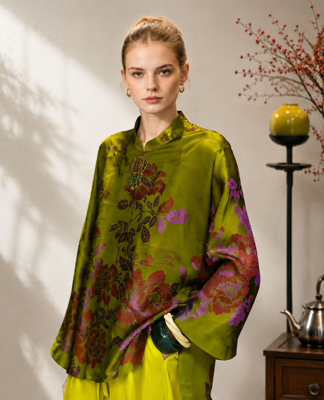 Vintage 1990s Pure Mulberry Silk Floral Robe – Rare One-of-a-Kind Brocade Top