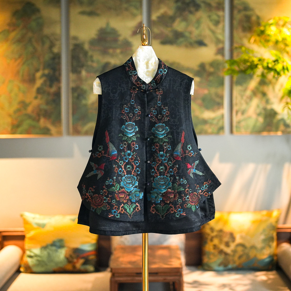 Original Designer Women's Black Irregular Waistcoat, Heavy Contrast Color Embroidery Stand Collar, Chinese Tide Song Brocade Mulberry Silk Vest | Style No.5503