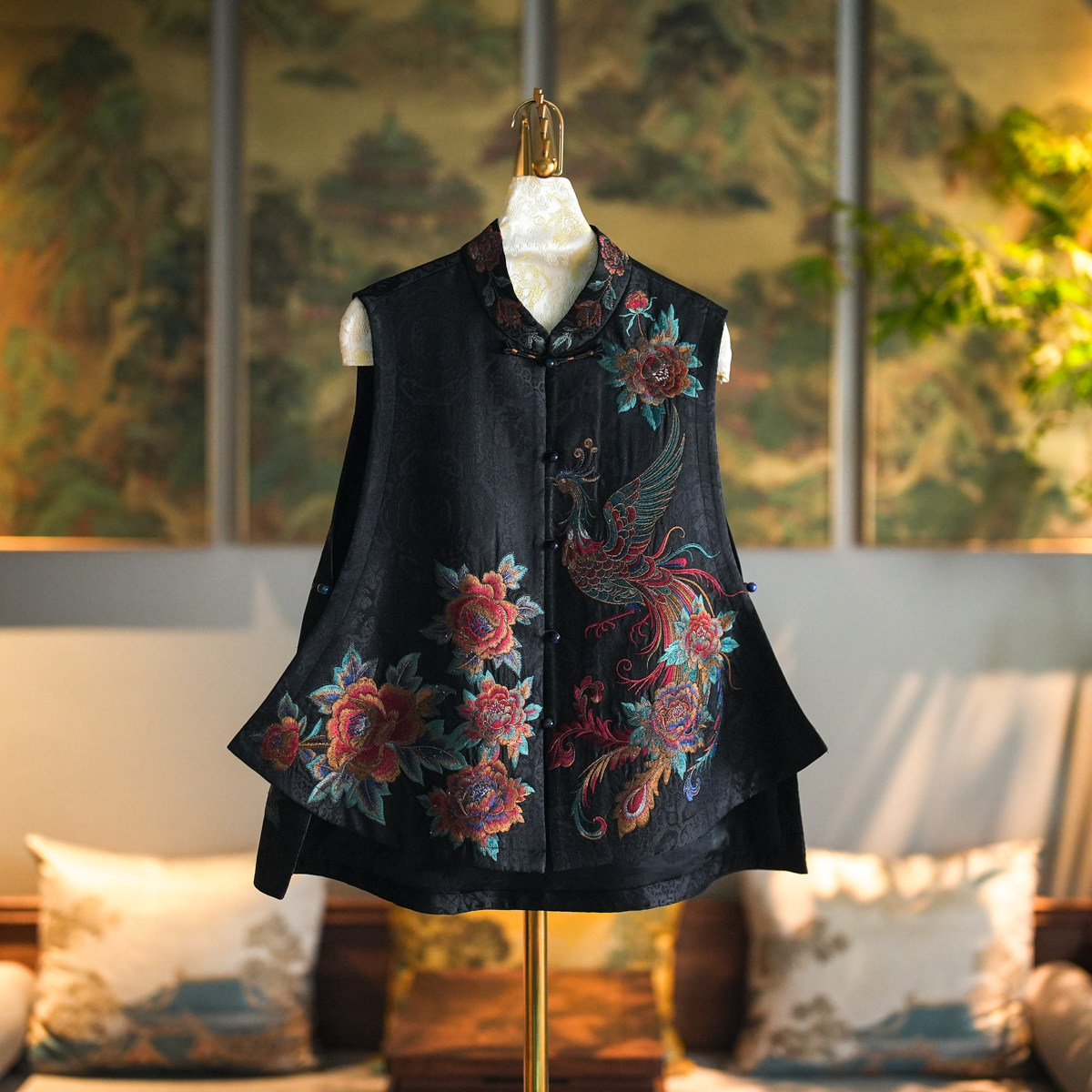 Original Chinese Trend Women's Black Stand Collar Silk Xiangyunsha Waistcoat, Phoenix & Peony Embroidery, Single-breasted | Item No.5569