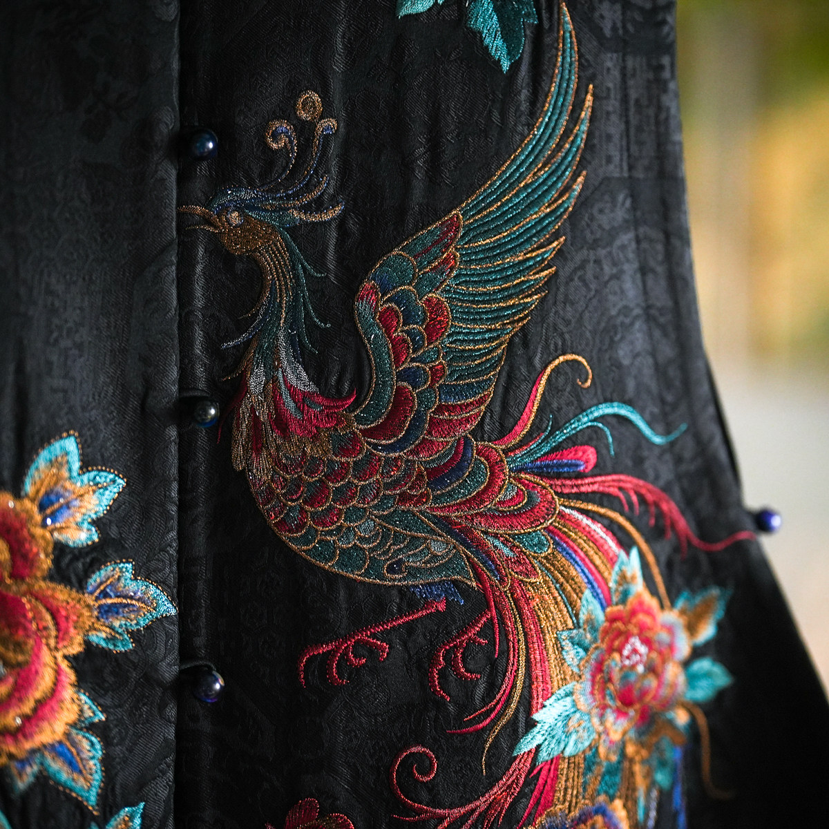 Original Chinese Trend Women's Black Stand Collar Silk Xiangyunsha Waistcoat, Phoenix & Peony Embroidery, Single-breasted | Item No.5569 - Image 4