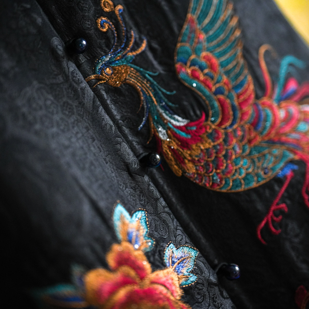 Original Chinese Trend Women's Black Stand Collar Silk Xiangyunsha Waistcoat, Phoenix & Peony Embroidery, Single-breasted | Item No.5569 - Image 5