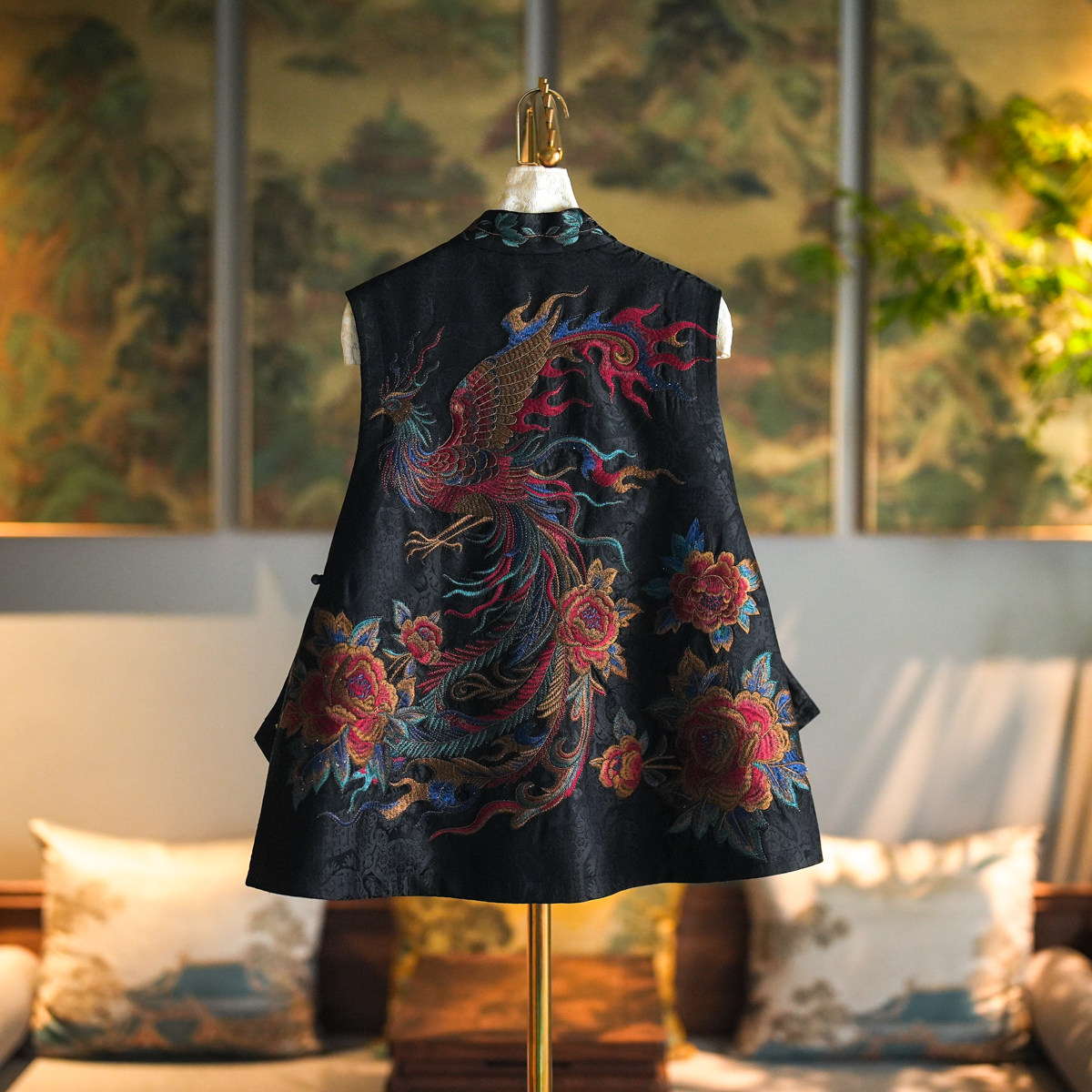Original Chinese Trend Women's Black Stand Collar Silk Xiangyunsha Waistcoat, Phoenix & Peony Embroidery, Single-breasted | Item No.5569 - Image 6
